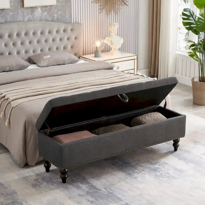 Panca contenitore con rivestimento in tessuto e gambe in legno